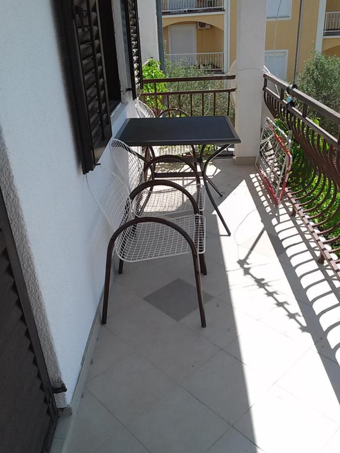 Apartmani Nikola Biograd Na Moru Exterior foto