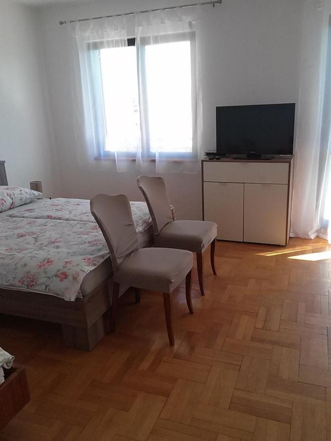 Apartmani Nikola Biograd Na Moru Exterior foto