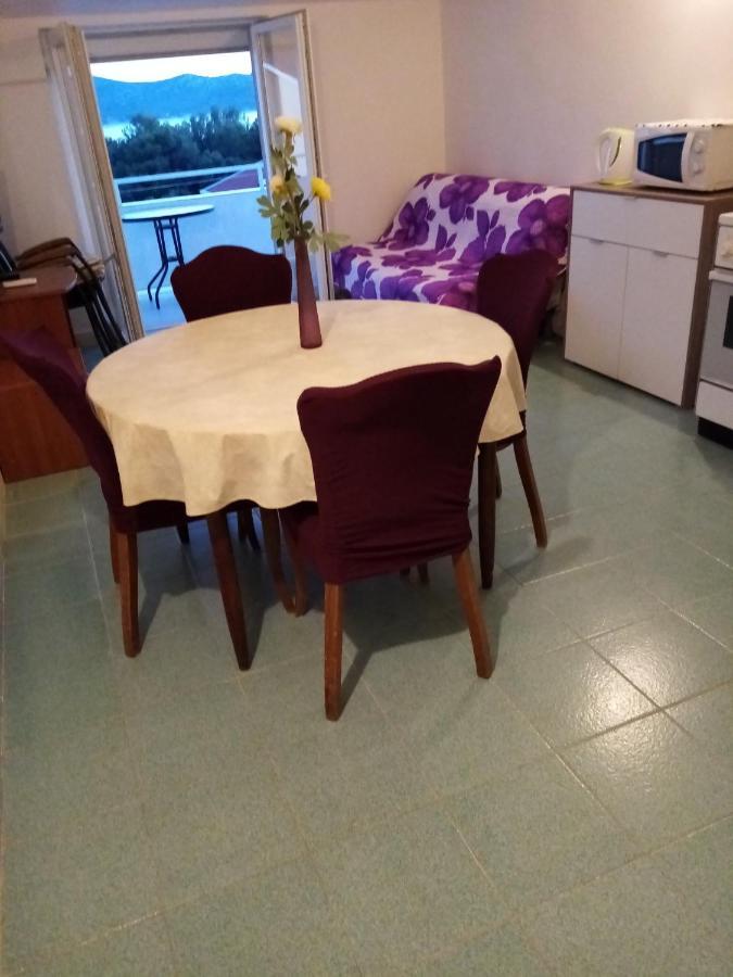 Apartmani Nikola Biograd Na Moru Exterior foto
